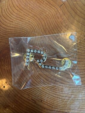 R Rhinestone Pin Brooch - Gold Tone with Clear Crystals